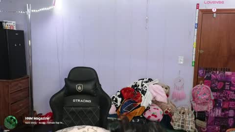 MOCHA   JAMES THE NPC  online show from April 9, 2:15 am