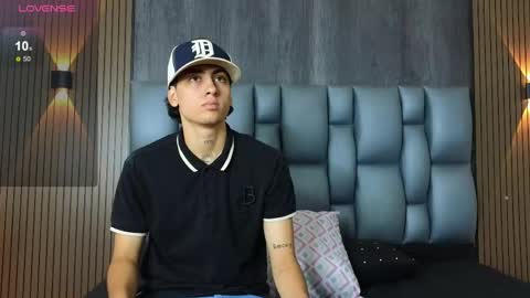 mohamed_malik online show from June 3, 2:44 pm