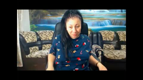 moistmady online show from January 19, 6:45 am