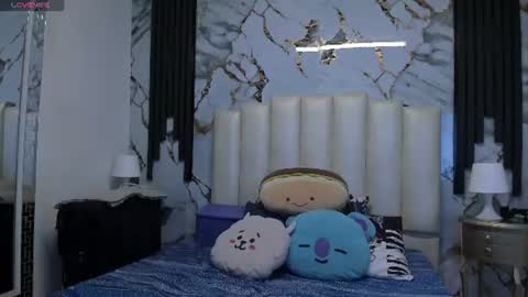 Hey Guys  Im Mollie online show from July 6, 12:13 pm