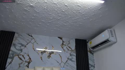 Hey Guys  Im Mollie online show from March 26, 12:21 pm