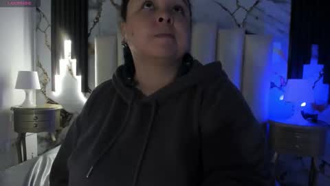 Hey Guys  Im Mollie online show from February 2, 12:23 pm