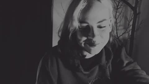 Molly Crow online show from January 24, 10:41 pm