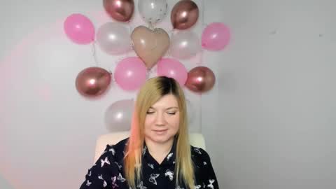 Molly online show from February 11, 12:58 pm