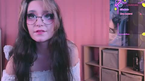 Molly online show from October 29, 8:20 pm