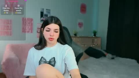 Molly online show from July 18, 4:36 am