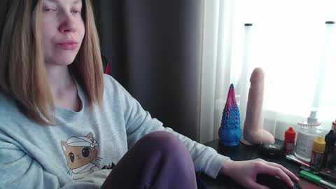 I have new photos come and see with love Molly online show from March 11, 7:35 am