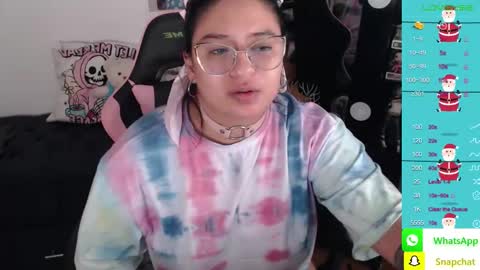 Snapshot of molly_shake chatting on December 20, 10:05 am Molly online show from December 20, 10:05 am
