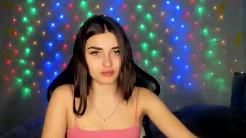 Molly online show from January 5, 7:39 pm