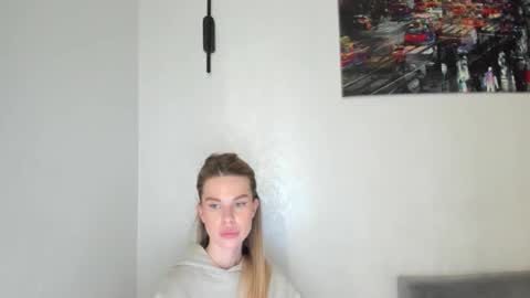 mollycem345 online show from April 4, 4:58 pm