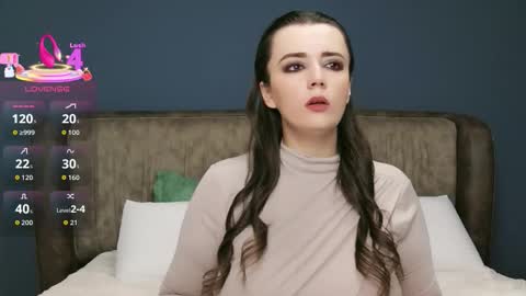 Molly online show from November 11, 8:00 pm