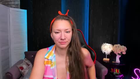 hi im Molly heregreat boobs big heart  warm pussy  online show from November 30, 2:18 am