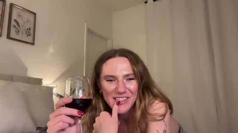 mollyrae8869 online show from December 17, 3:13 am