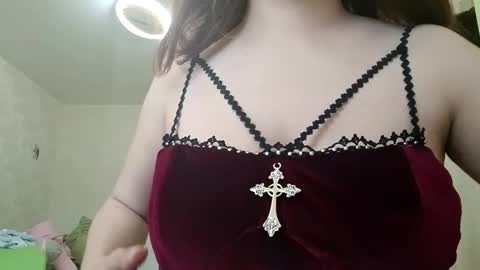 Molly online show from October 10, 8:42 am