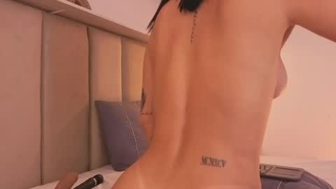 mollyrosse1 online show from May 14, 4:16 pm