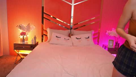 mollyymayy online show from January 9, 10:32 am