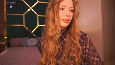 mollyymayy online show from March 25, 4:25 pm