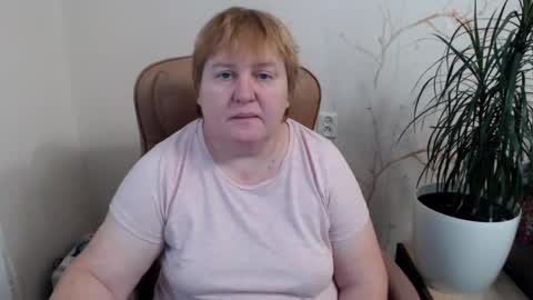 Mommy99X online show from December 10, 8:40 am