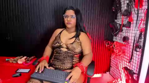 Victoria online show from July 24, 2:03 pm