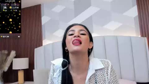 Letty Smith online show from November 25, 11:09 am