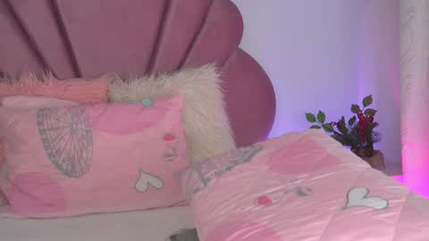 Kendall Evanz online show from February 1, 2:19 am