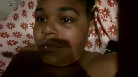 monaemonroe25 online show from June 8, 3:51 am