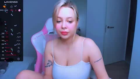   online show from February 24, 11:19 pm