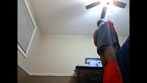 moneyboysaveg548 online show from February 2, 3:04 am