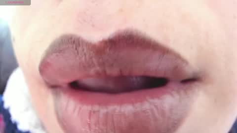 I am Gio online show from April 15, 1:42 am