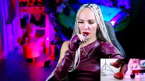 Monika online show from November 7, 12:29 pm