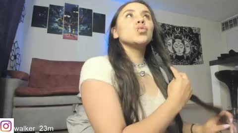 monicawalker2 online show from July 2, 4:06 am
