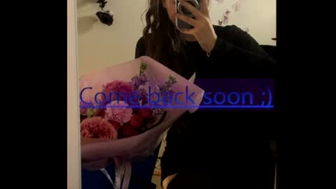 Monika online show from August 4, 1:51 pm