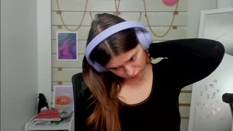 Monika online show from February 23, 4:35 pm