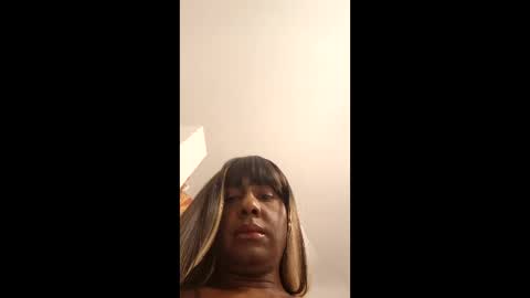 Monique Miles online show from November 29, 11:40 am