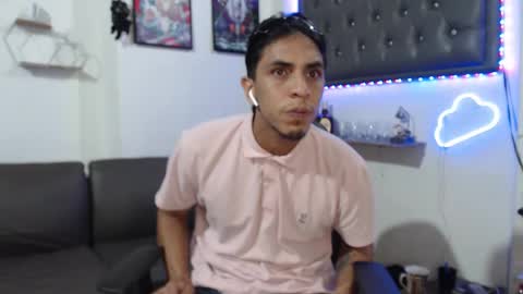 Snapshot of monkey_uchiha77 chatting on February 23, 4:50 am simon dice online show from February 23, 4:50 am