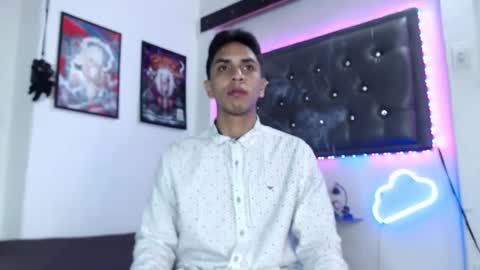 Snapshot of monkey_uchiha77 chatting on March 6, 12:41 pm simon dice online show from March 6, 12:41 pm