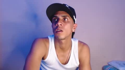 Snapshot of monkey_uchiha77 chatting on October 8, 1:35 am simon dice online show from October 8, 1:35 am