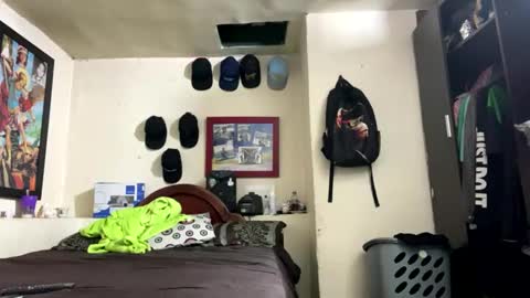 Snapshot of monkey_uchiha77 chatting on February 26, 12:41 am simon dice online show from February 26, 12:41 am