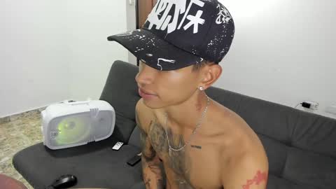 monkeyd_66 online show from January 17, 3:22 pm