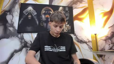 mono_blonde online show from July 11, 11:35 am
