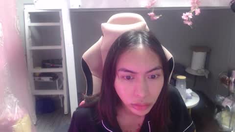 ELYSE A SIMPLE GIRL online show from November 16, 8:27 am