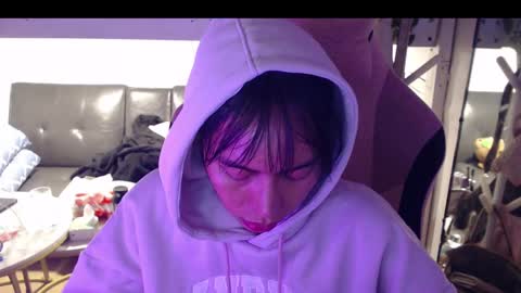 ELYSE A SIMPLE GIRL online show from December 8, 2:19 pm