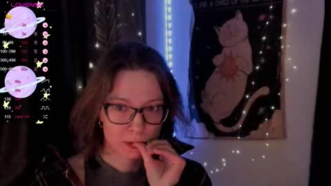 Roxy online show from March 22, 6:56 pm