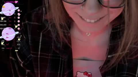 Roxy online show from April 1, 8:17 pm