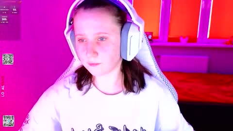 Lola online show from February 27, 12:53 pm