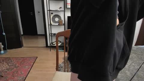 Zoe online show from February 25, 11:36 am