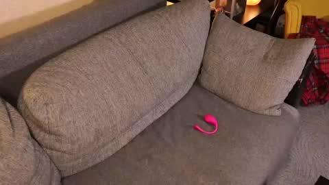 Kate Moon online show from April 18, 4:25 am