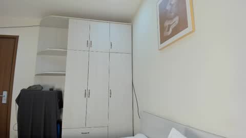 moonari online show from October 25, 10:03 am