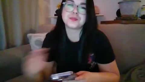 moonbutterfly94 online show from March 7, 7:52 am