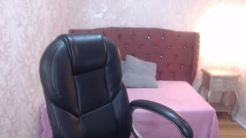 Charlotte online show from March 4, 6:18 pm